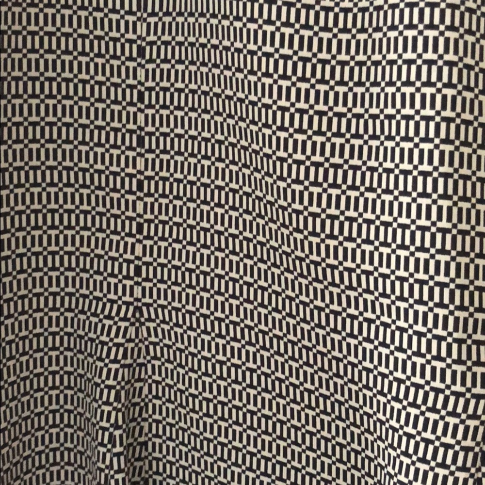 Skirt - Picture 2 of 3